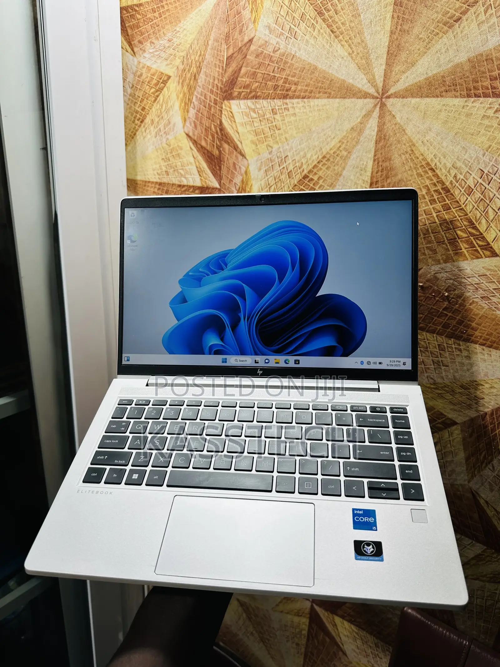 Laptop HP EliteBook 640 G9 16GB Intel Core I5 SSD 256GB