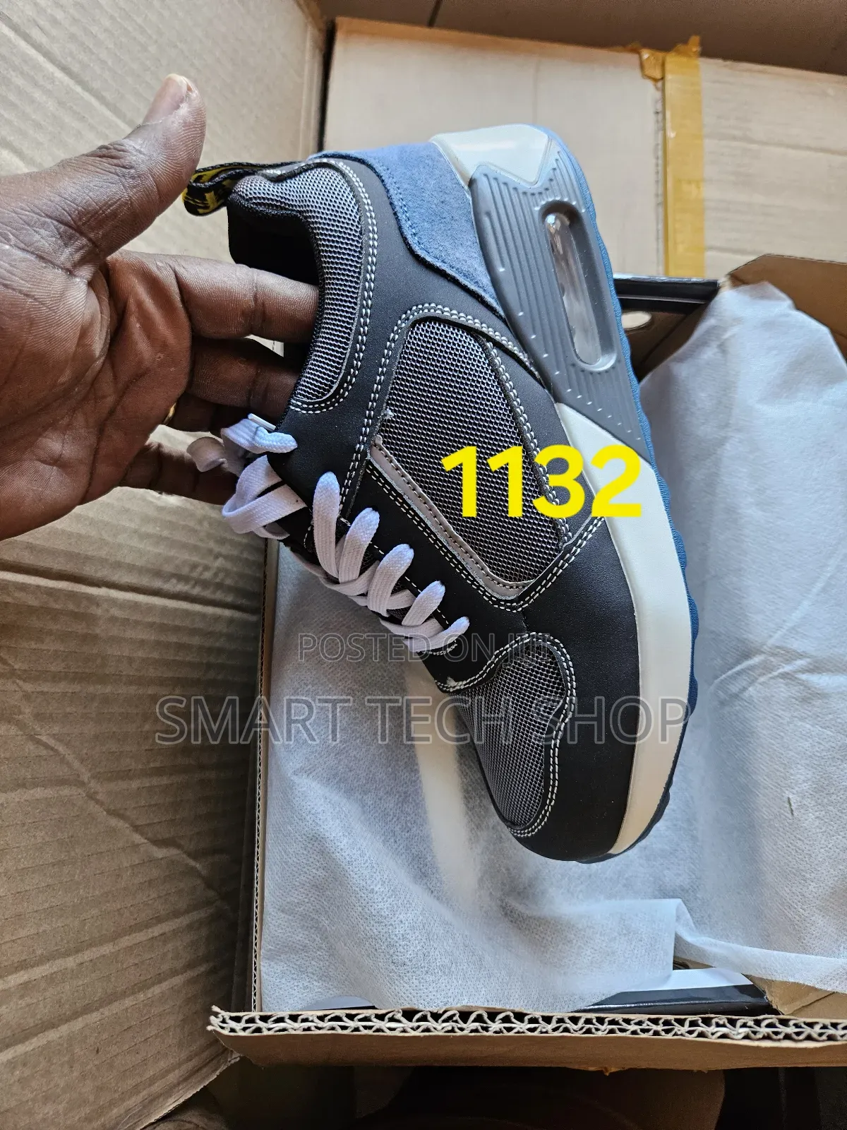 Sports Design Safety Shoe With Steel Toe, Anti Slip, Anti Smash.Kevlar