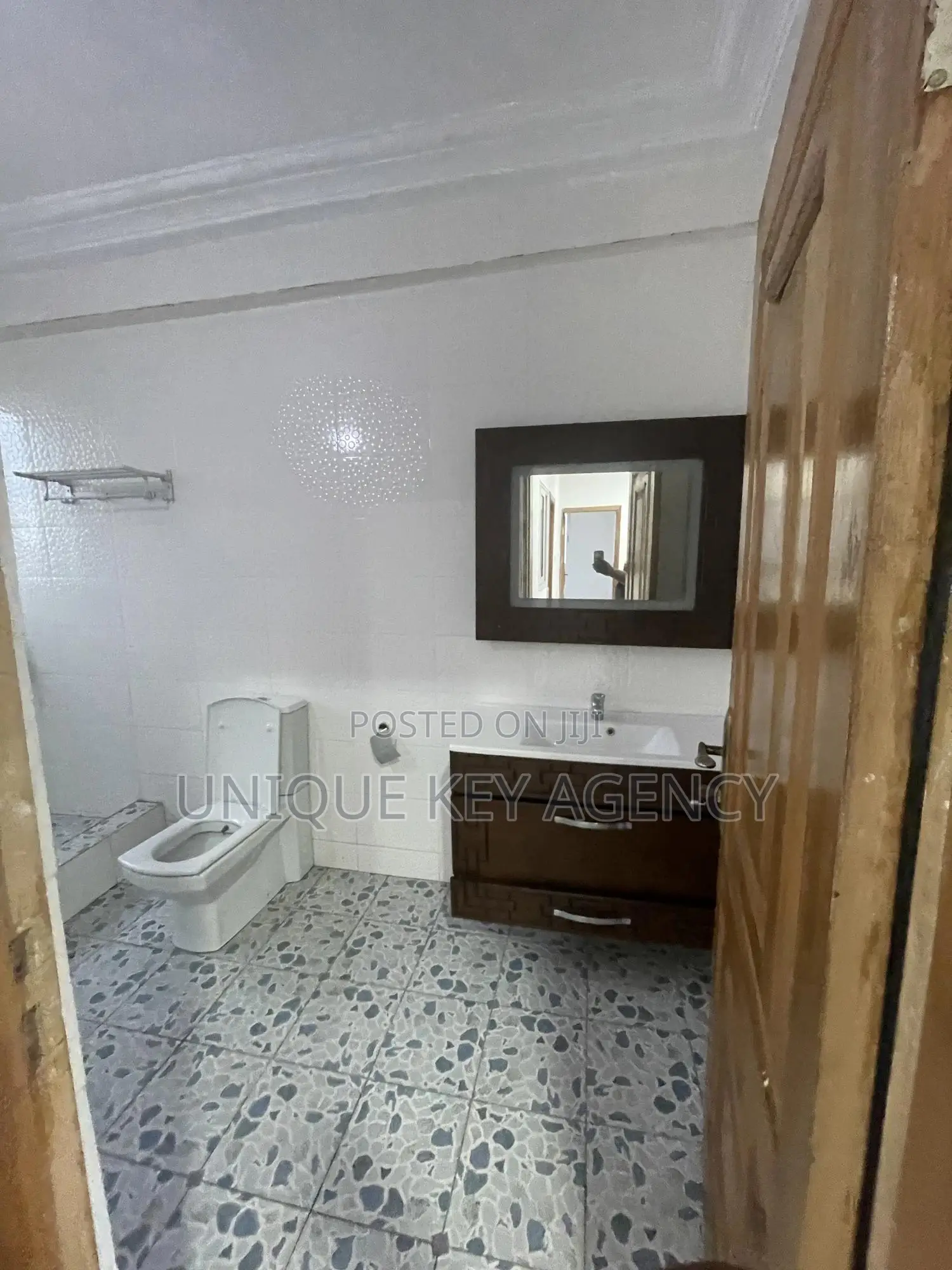 2bdrm Apartment in Unique Key Agency, Tseaddo for rent