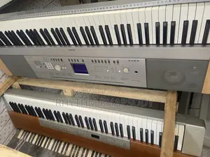 Yamaha DGX 640