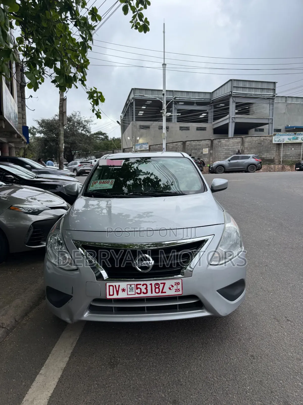 Nissan Versa 1.6 SV 2017 Silver