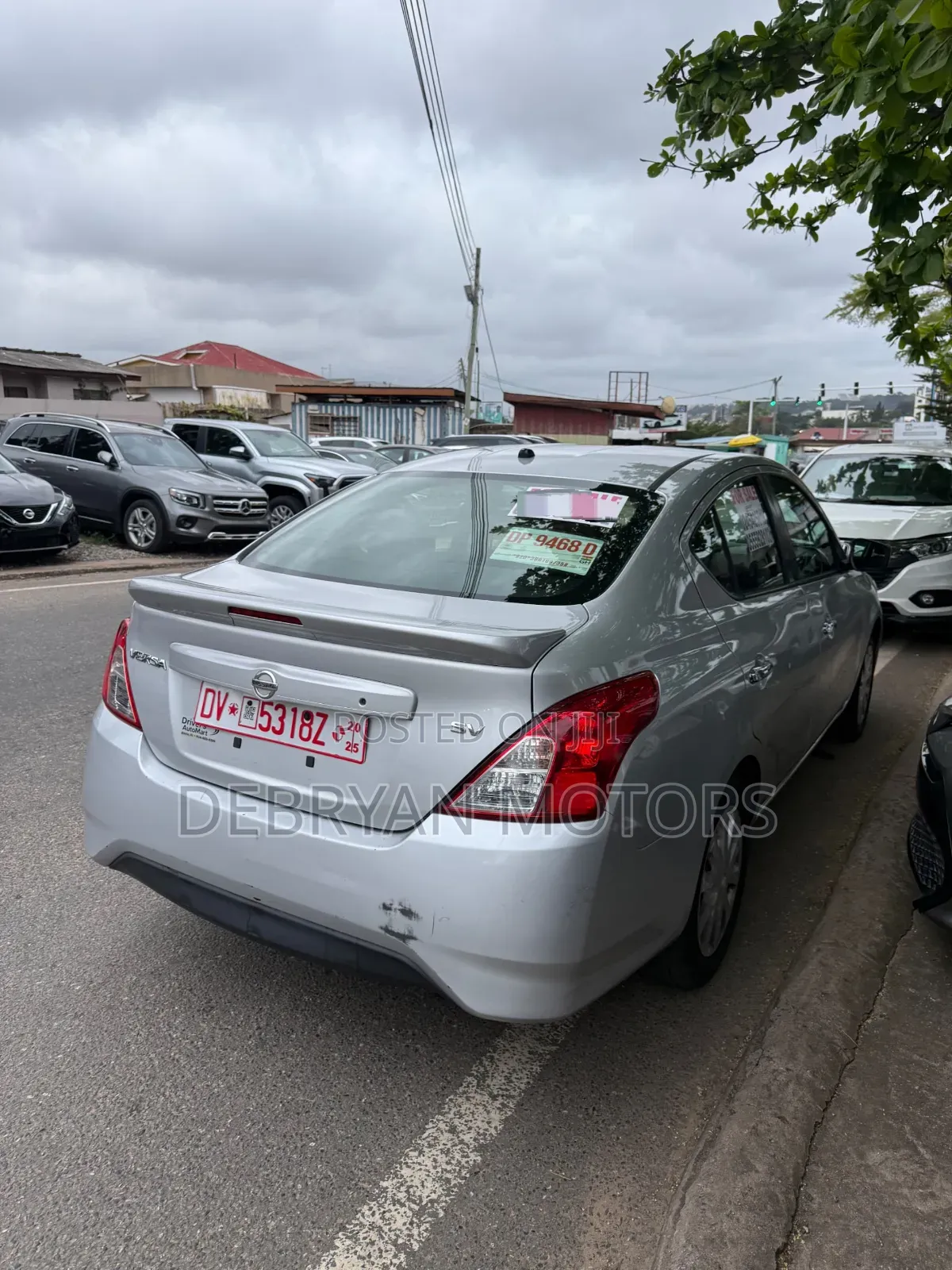 Nissan Versa 1.6 SV 2017 Silver