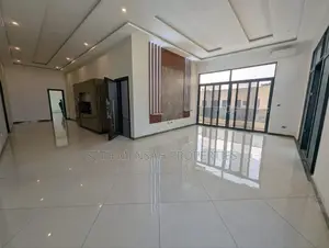 5bdrm House in Airport Residential Area for sale