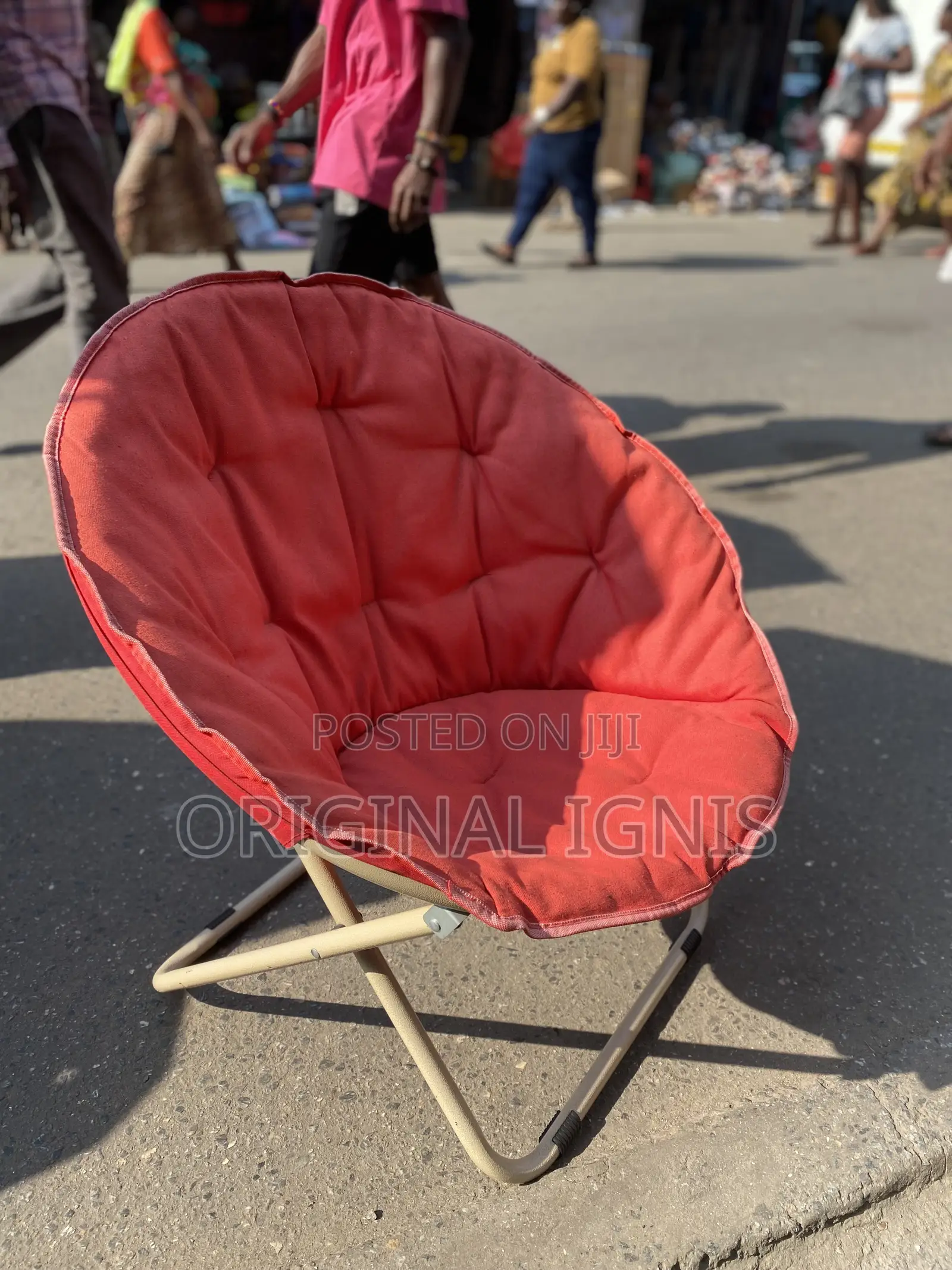 Foldable Moon Chair