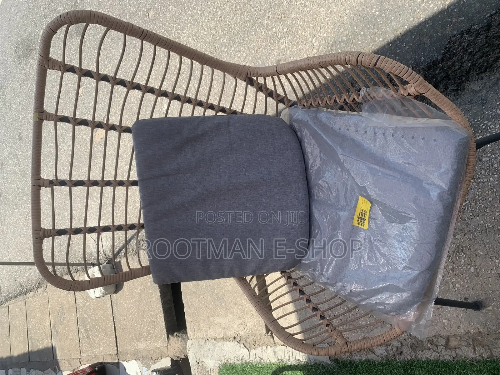 Rattan Outdoor Chair With 2 Cushions