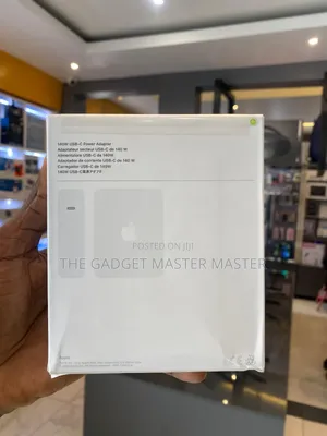 Apple 140 Watt Power Adapter Usb C