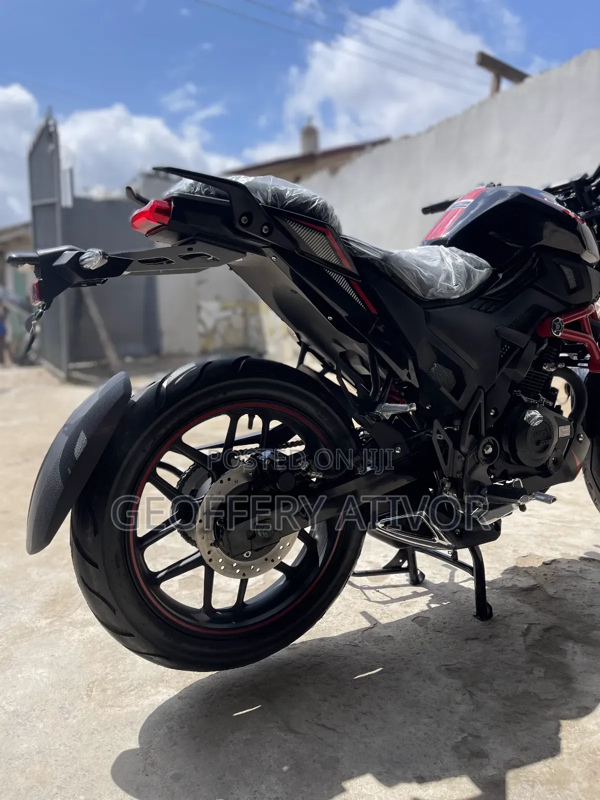 New Lifan 2024 Red