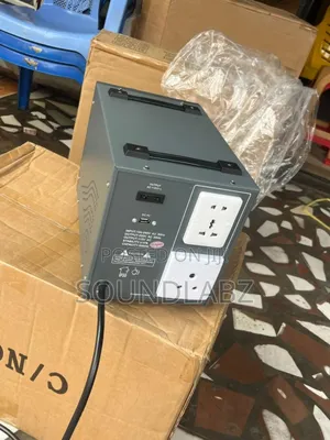 Ssta St-avr5000va Automatic Voltage Regulato