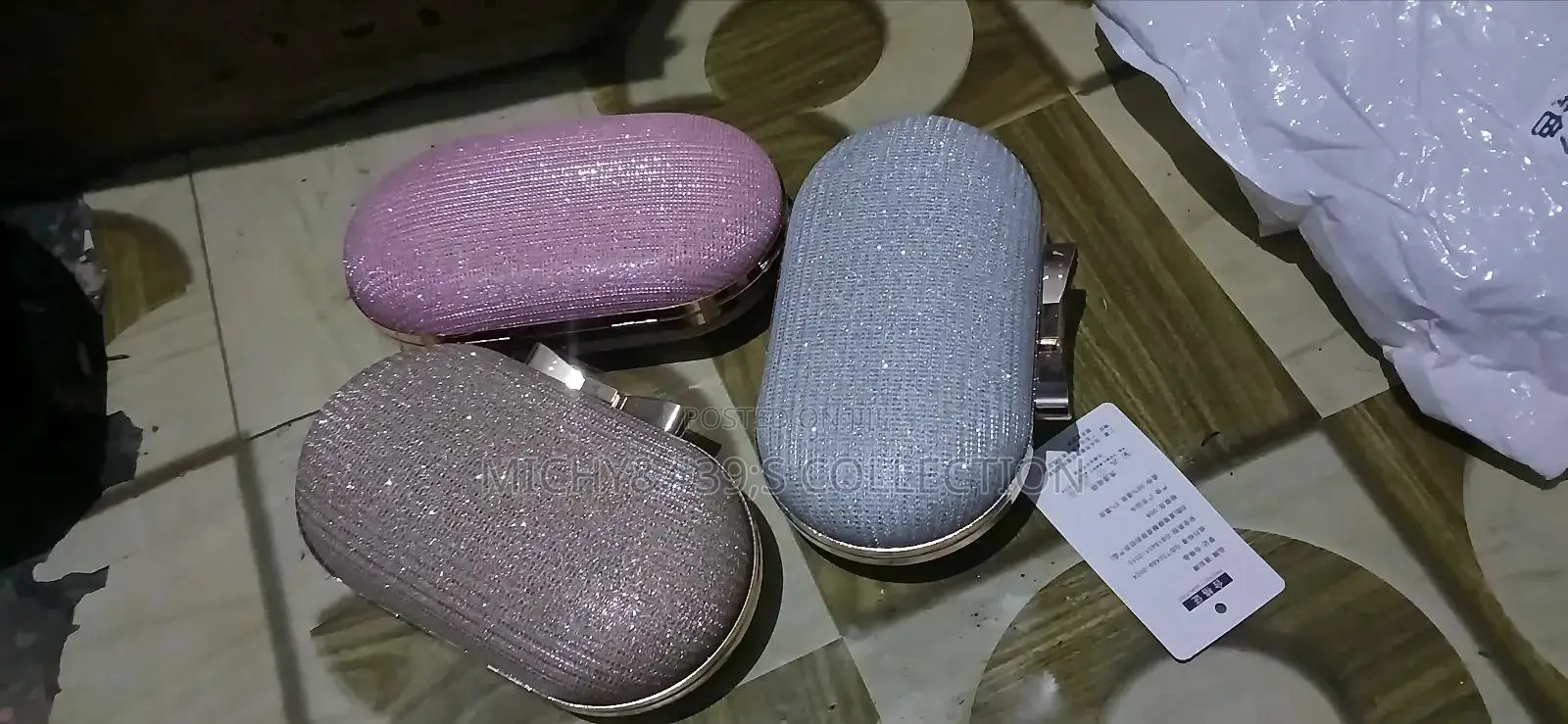 Classy Clutch