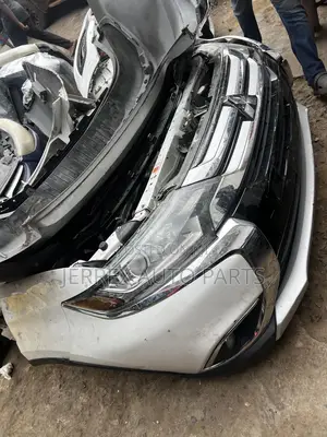 Mitsubishi Outlander 2016-2019 Front Cut