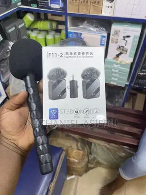 Wireless Microphone With the Handle