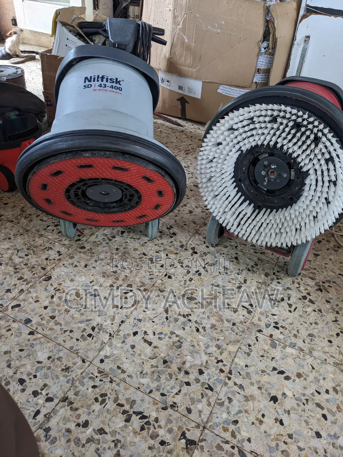 2x Floor Cleaning Machine ( Nilfisk and Cleanfix