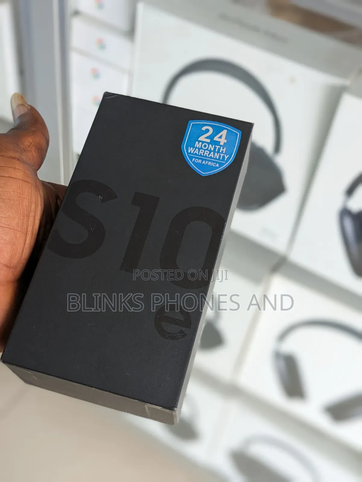 New Samsung Galaxy S10e 128 GB Silver
