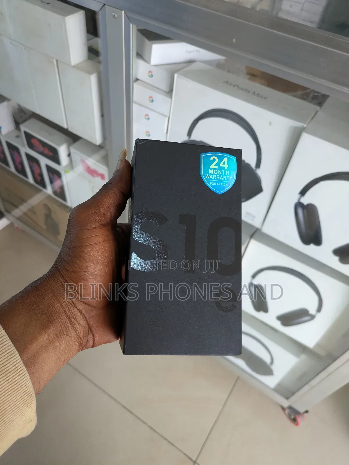 New Samsung Galaxy S10e 128 GB Silver