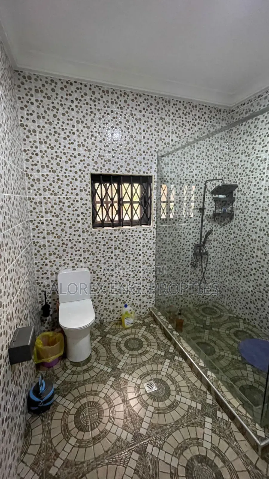 4bdrm House in Bawaleshie, Dodowa for rent