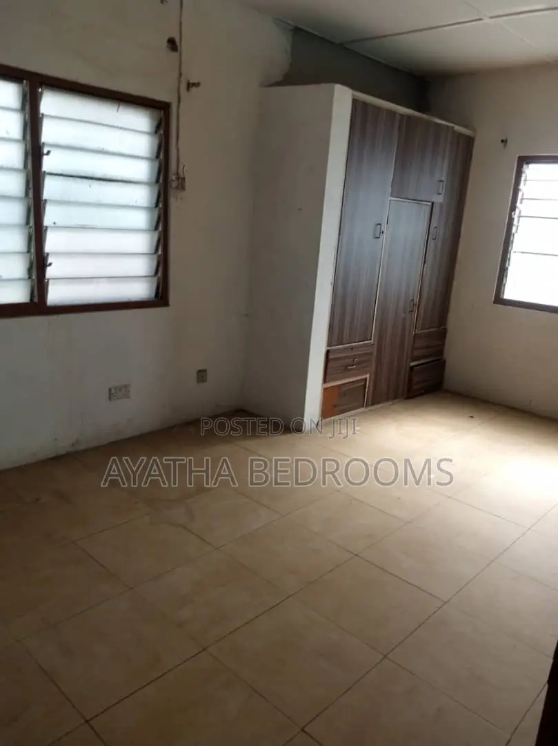 2bdrm Apartment in Modern Properties, New Town for rent