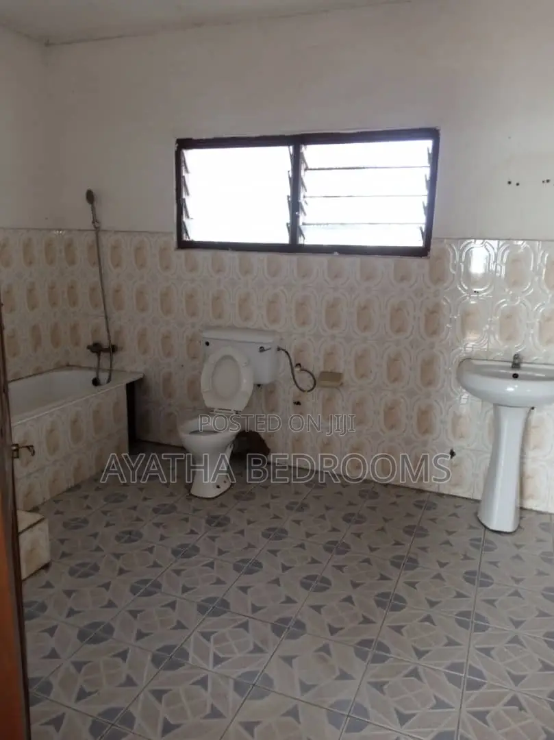 2bdrm Apartment in Modern Properties, New Town for rent