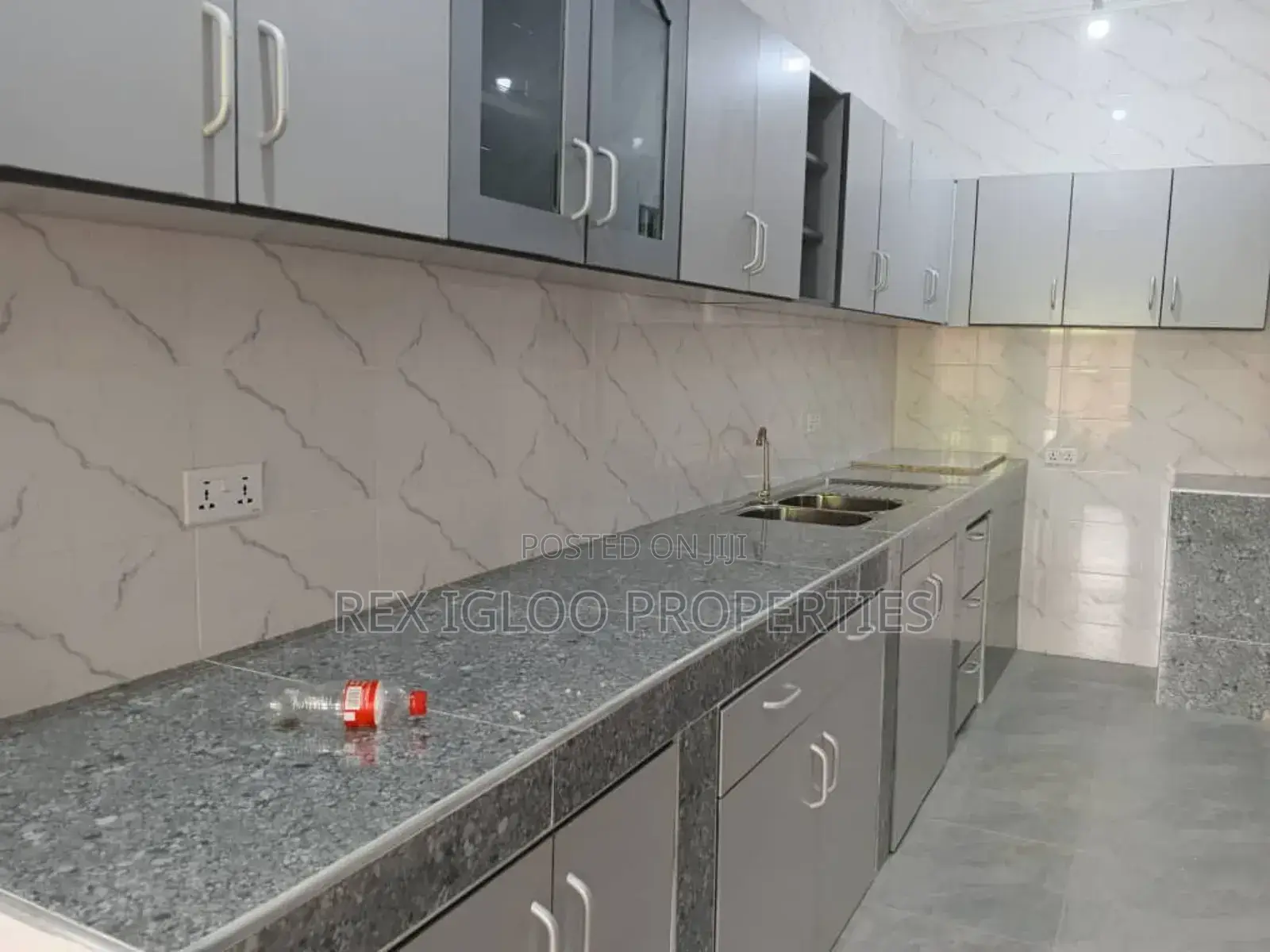2bdrm Apartment in Oyarifa, Accra Metropolitan for rent