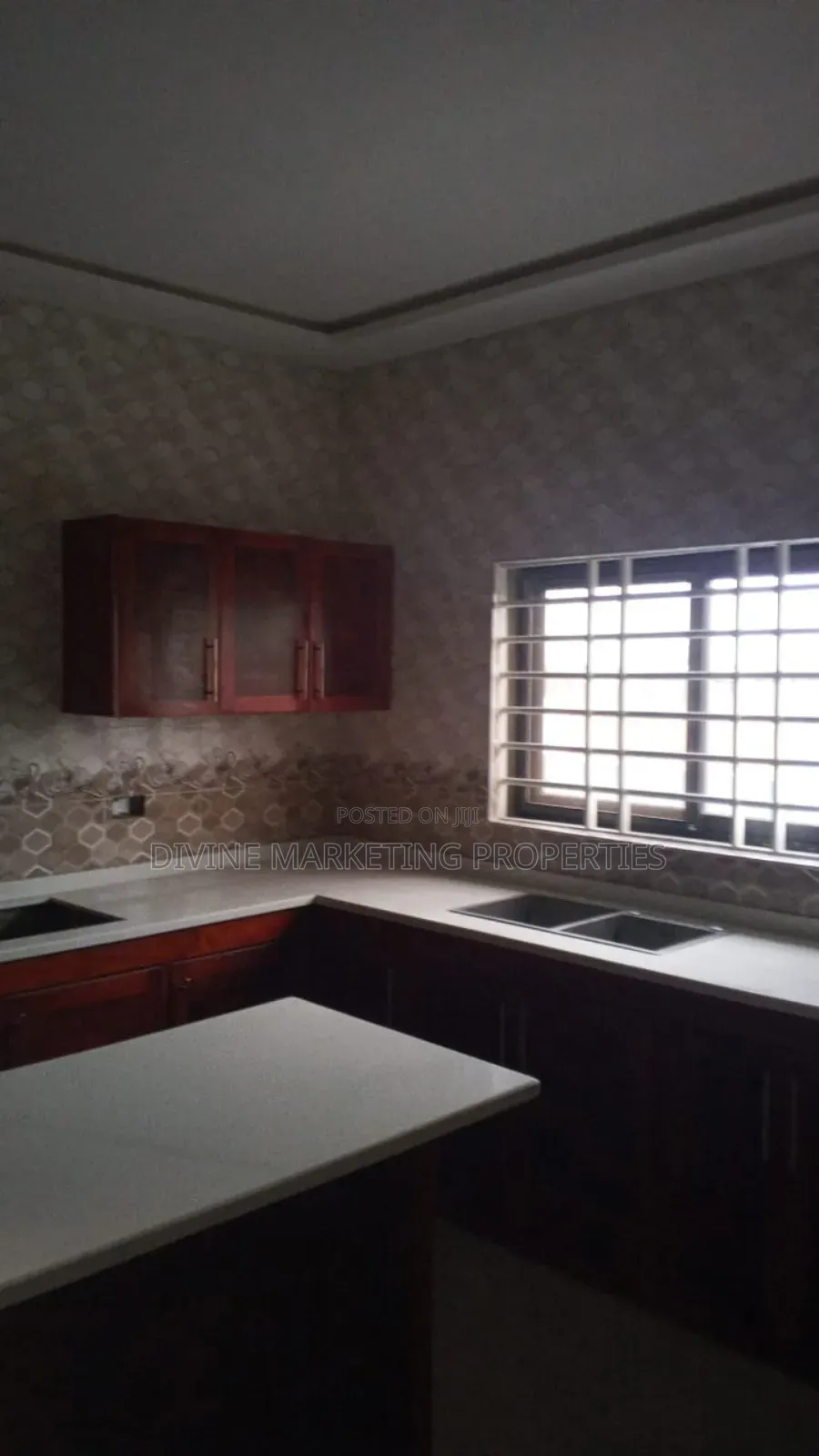 3bdrm House in Opeikuma, Kasoa for sale
