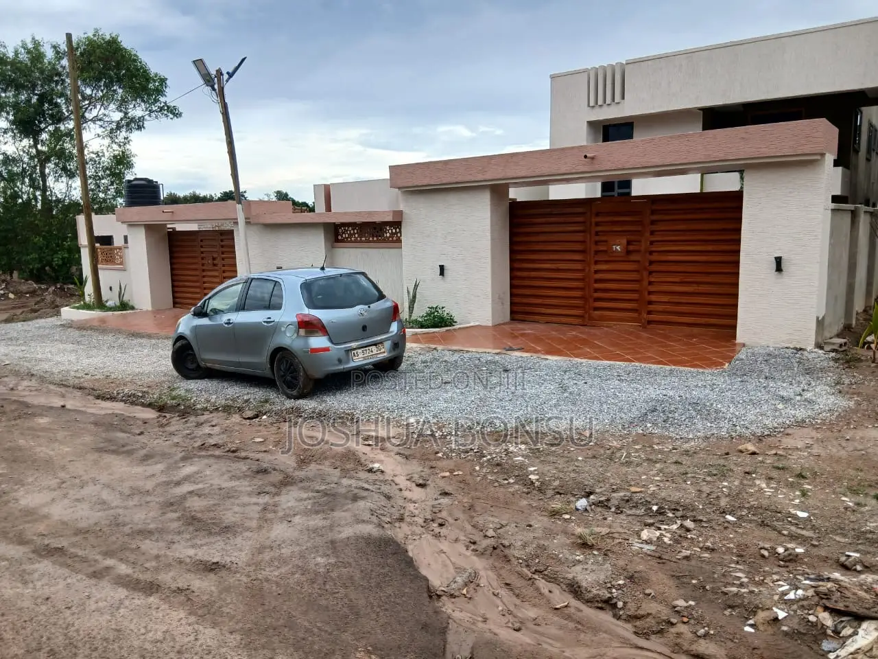 4bdrm House in Tom Rock Estates, Kumasi Metropolitan for sale
