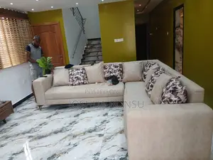 4bdrm House in Tom Rock Estates, Kumasi Metropolitan for sale