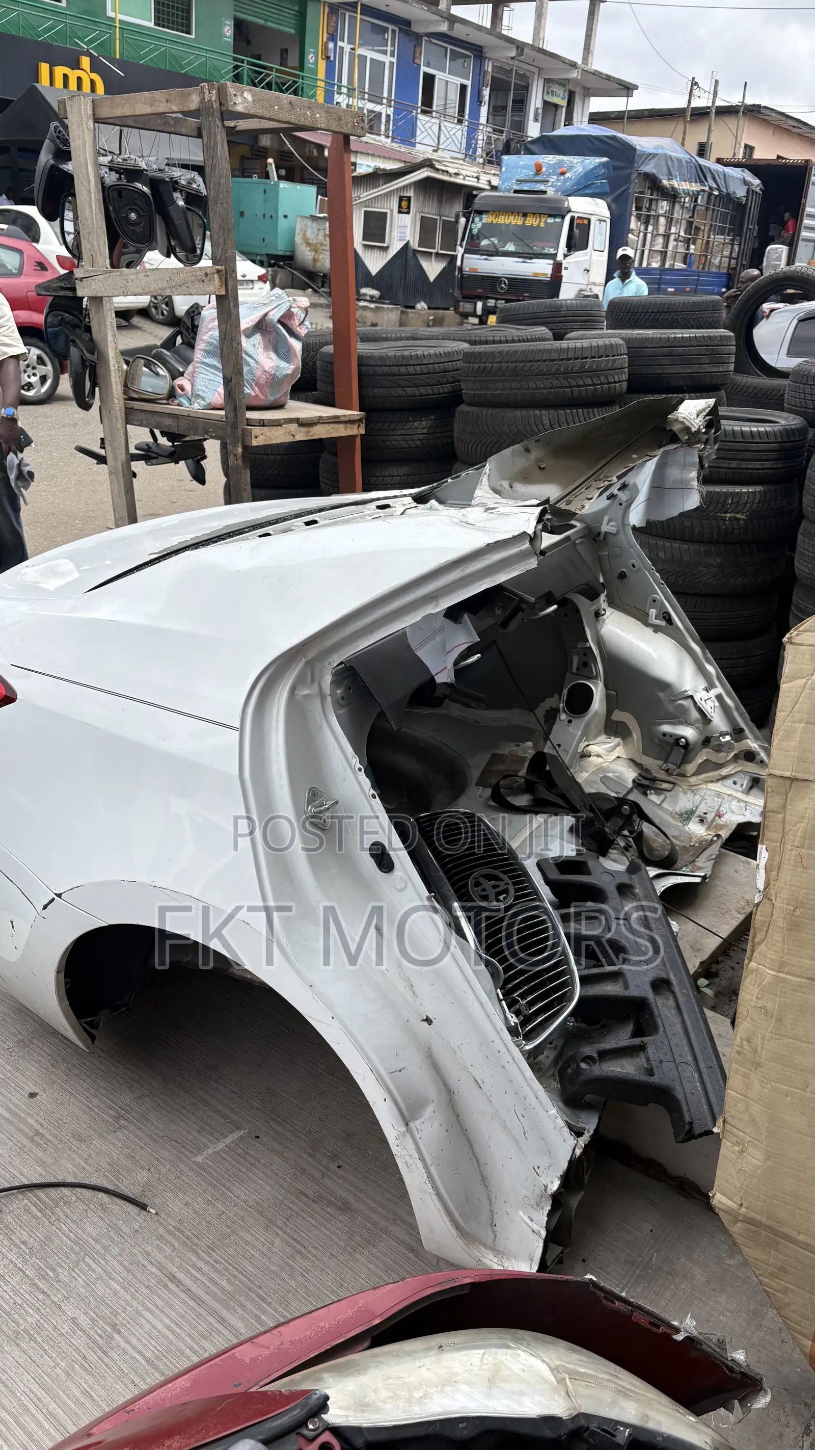 Toyota Corolla Back Cut 2013,2014,2015,2016,2017,2018
