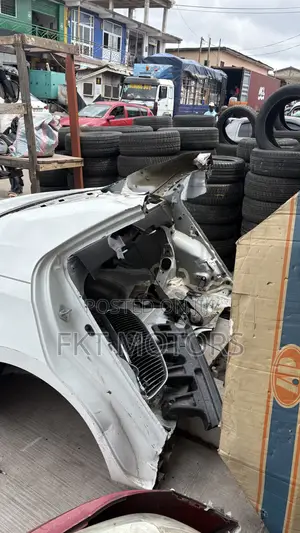Toyota Corolla Back Cut 2013,2014,2015,2016,2017,2018