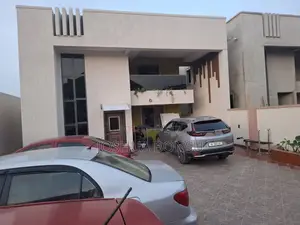 4bdrm House in Tom Rock Estates, Kumasi Metropolitan for sale