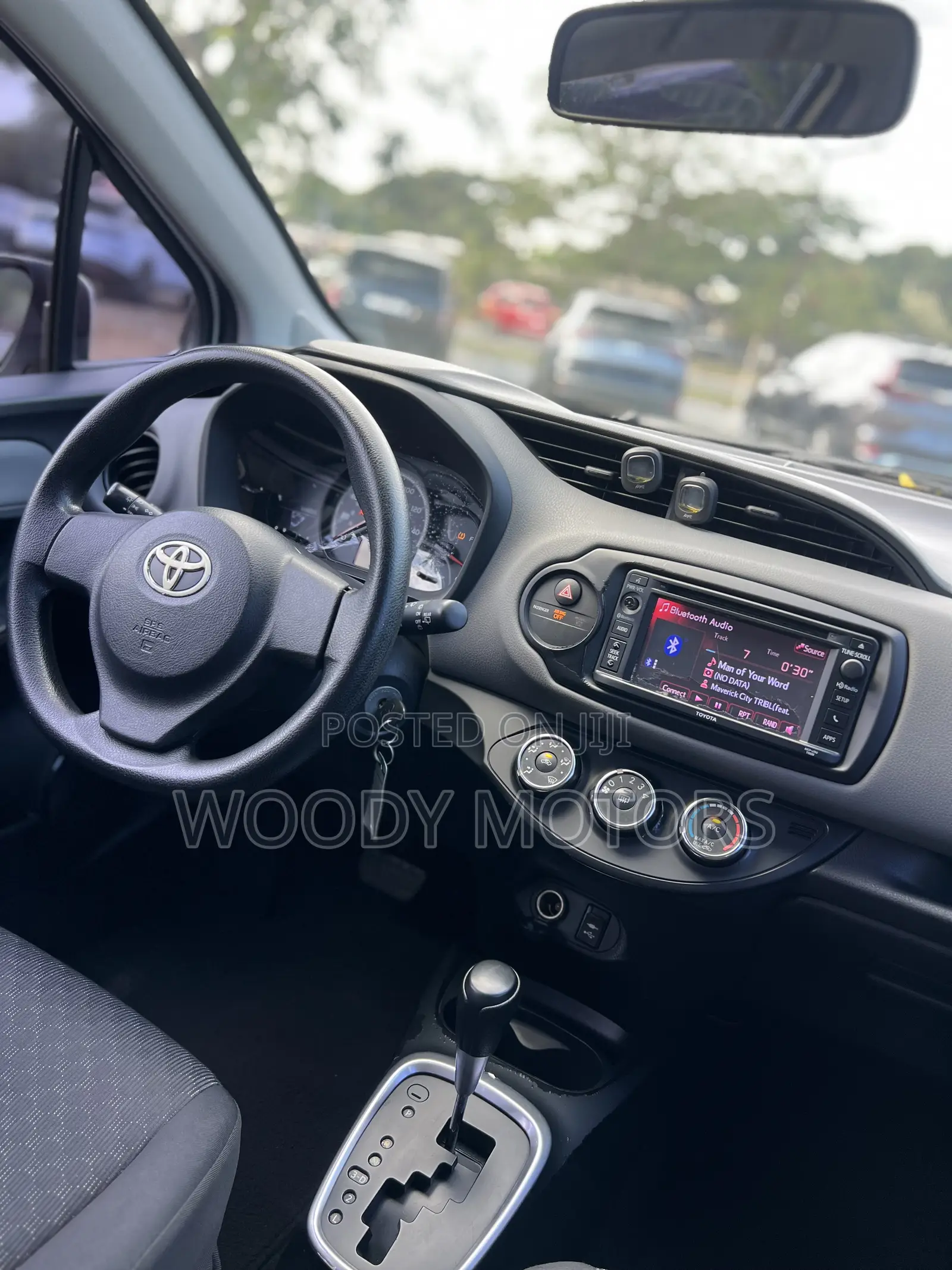 Toyota Yaris L Hatchback 5dr 2015 White in Labone - Cars, Woody Motors ...