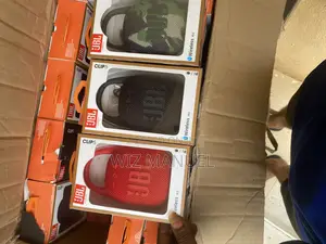 JBL Clip 5