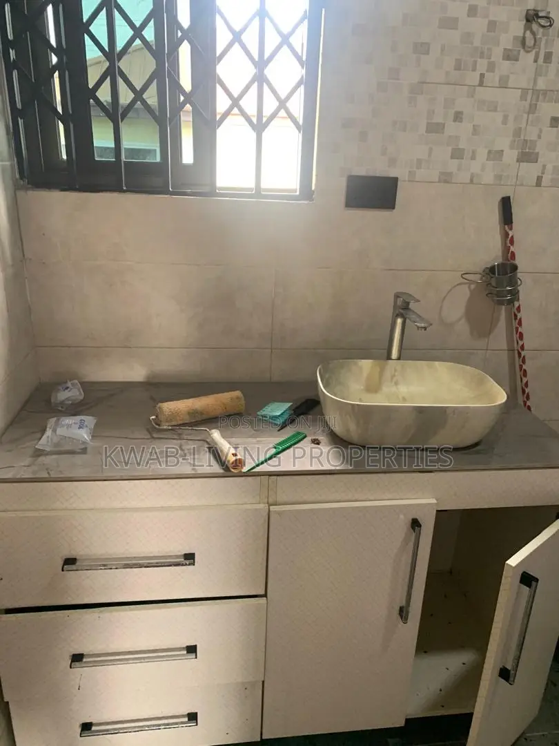 1bdrm Apartment in Adenta for rent