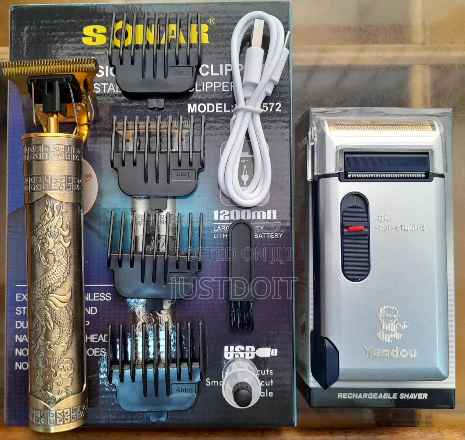 Bald Cutting Clipper Barbering Machine With Smoothener.
