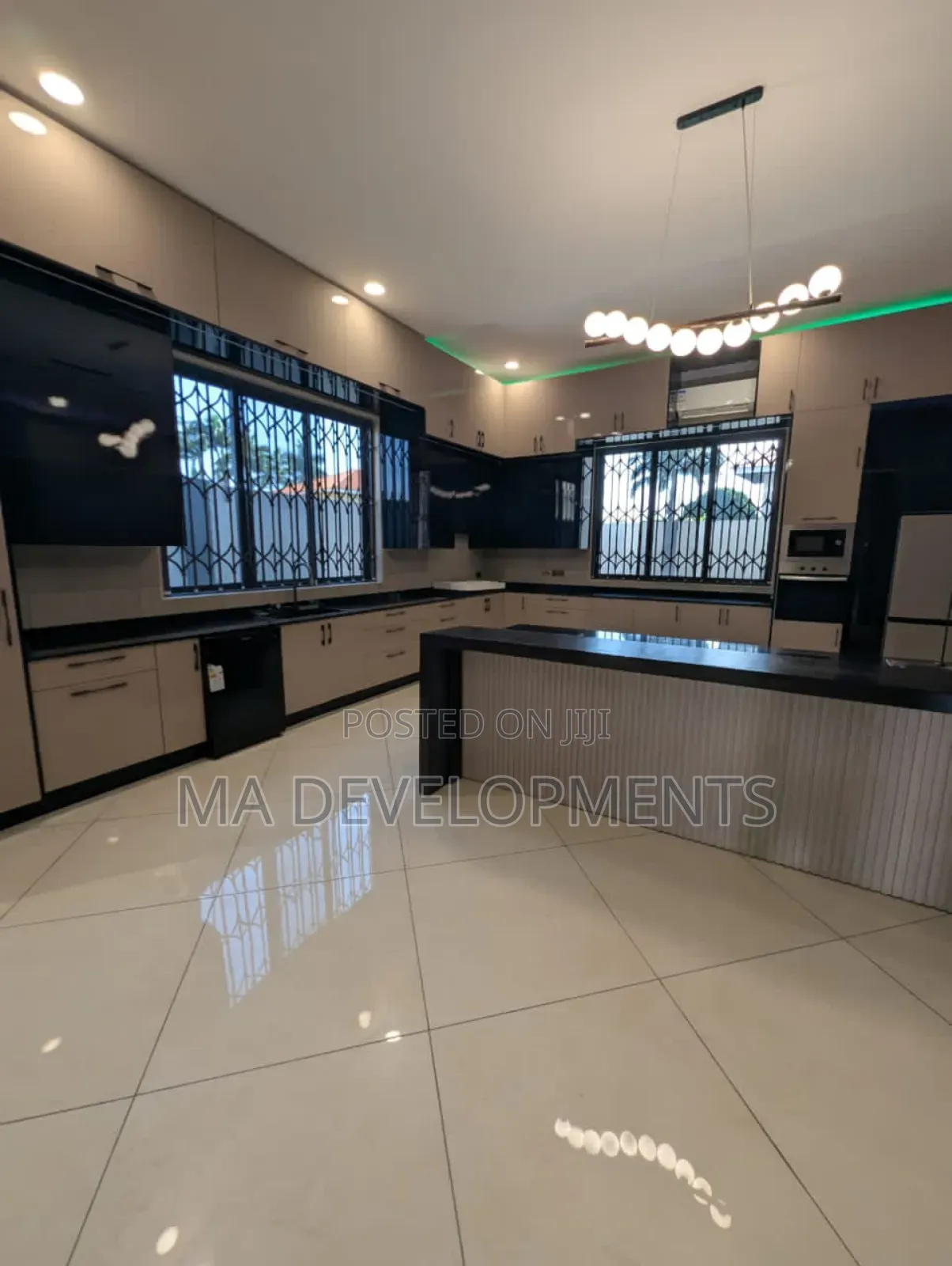 6bdrm Mansion in Madev Realty, Airport Residential Area for sale