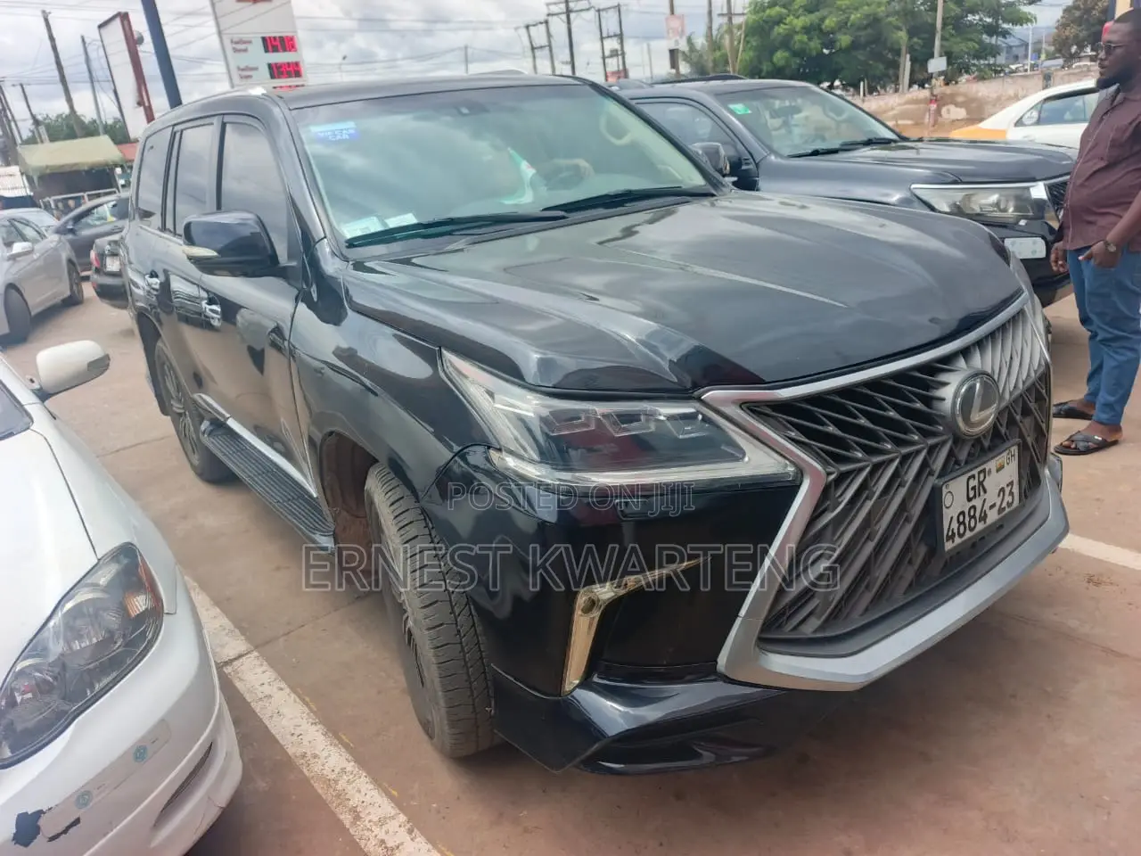 Lexus LX 570 2011 Black