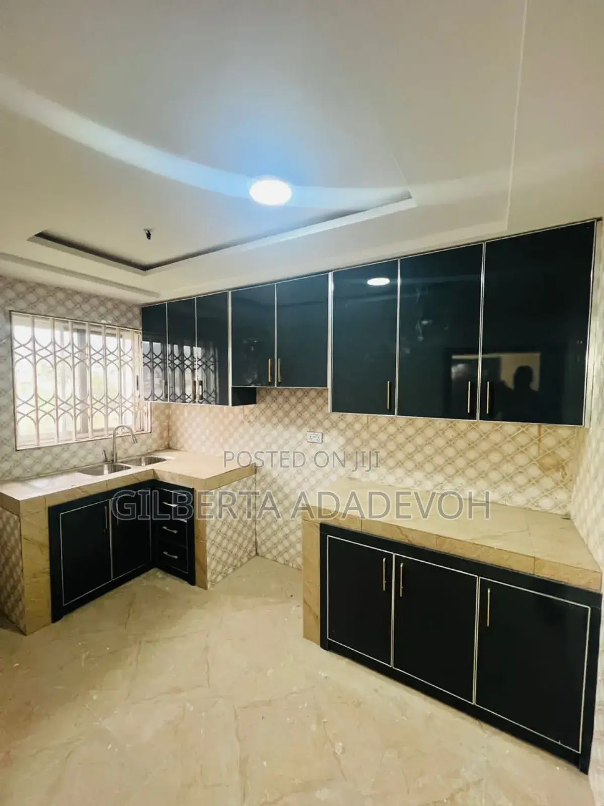 2bdrm Apartment in Ayimensah, Oyarifa for rent