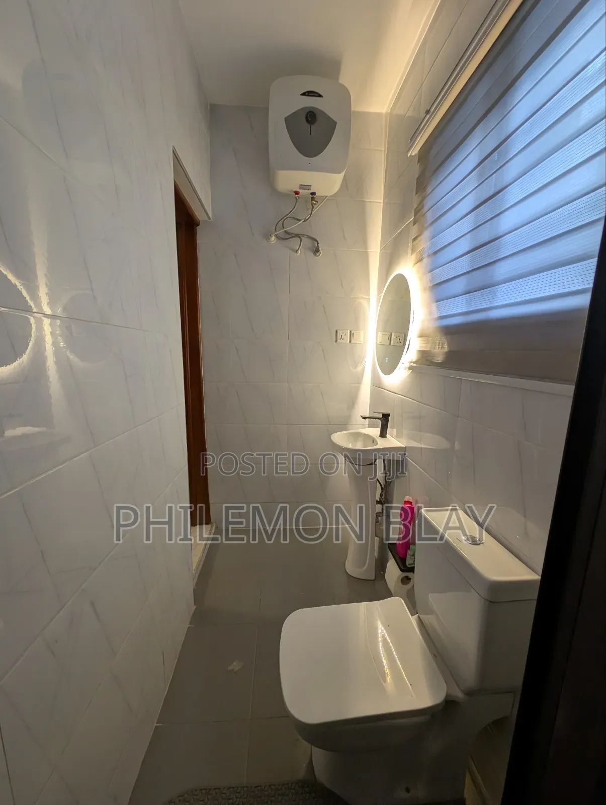 Furnished 1bdrm Apartment in Abby And Gayle, Lake Side Estate for rent