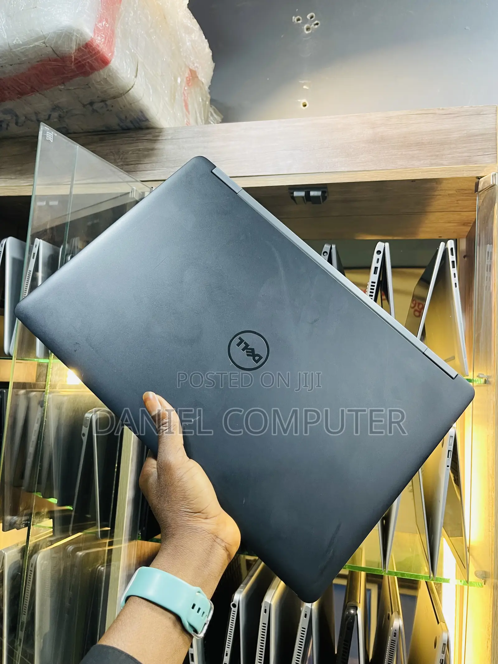Laptop Dell Latitude 15 E5570 8GB Intel Core I5 SSD 256GB