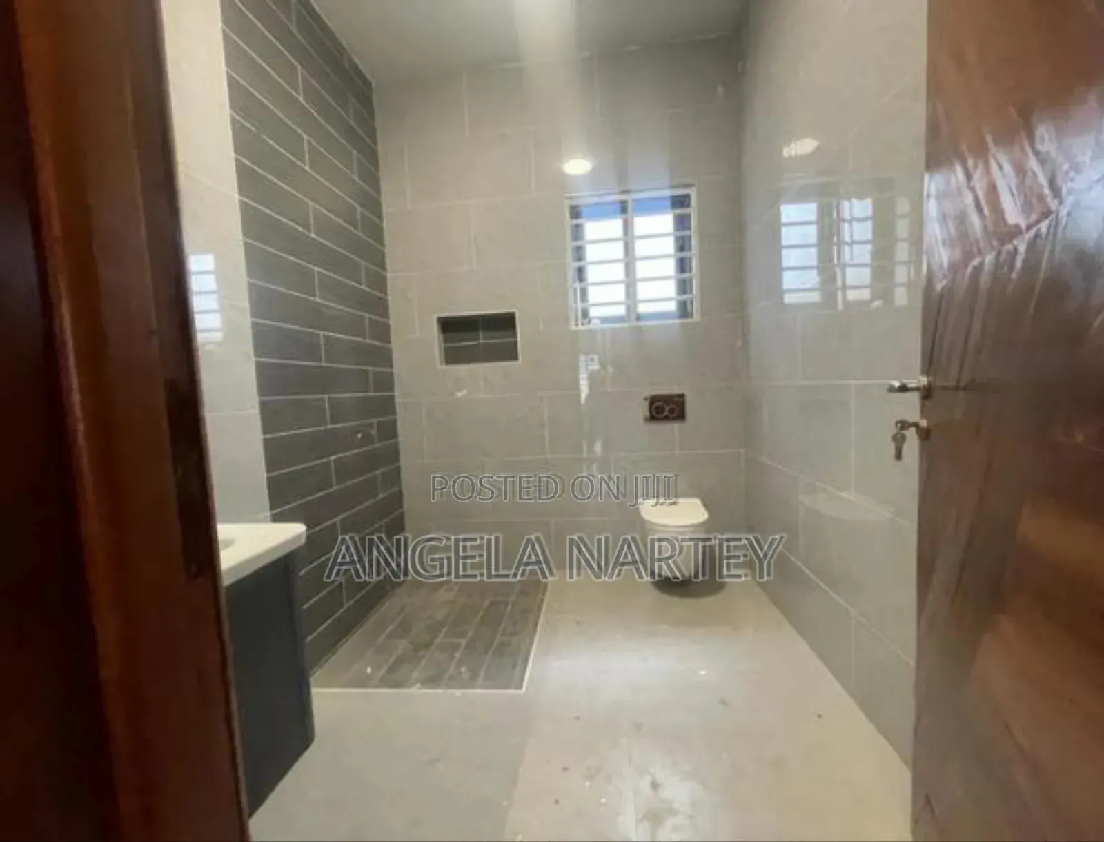 4bdrm House in Hfc Estates Spintex for sale