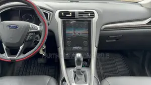 Ford Fusion Tesla Screens