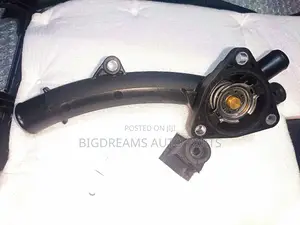 Toyota Camry/Highlander Thermostat Housing