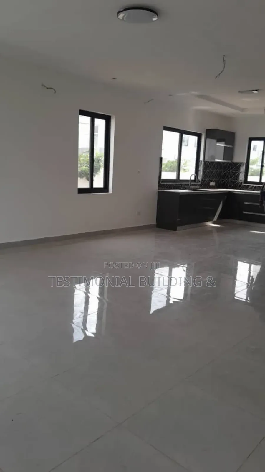 4bdrm House in Testimonial Building, Oyarifa for sale