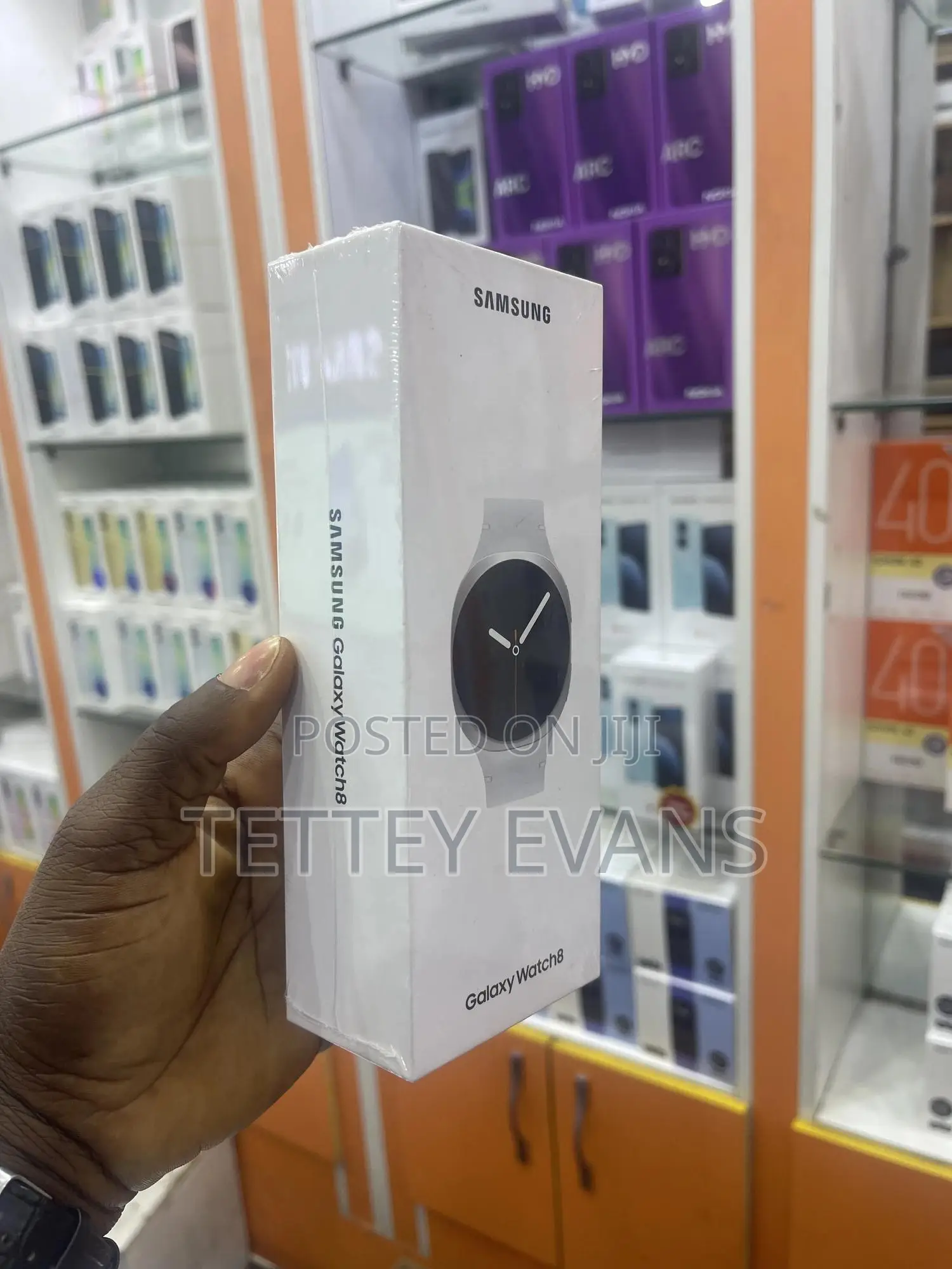Samsung Galaxy Watch 8 L330