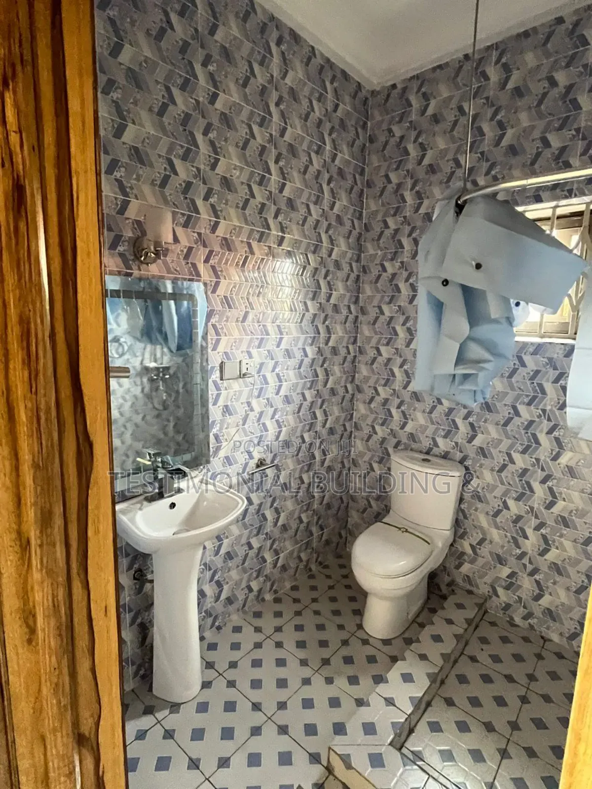 3bdrm Apartment in Testimonial Building, Frafraha for rent