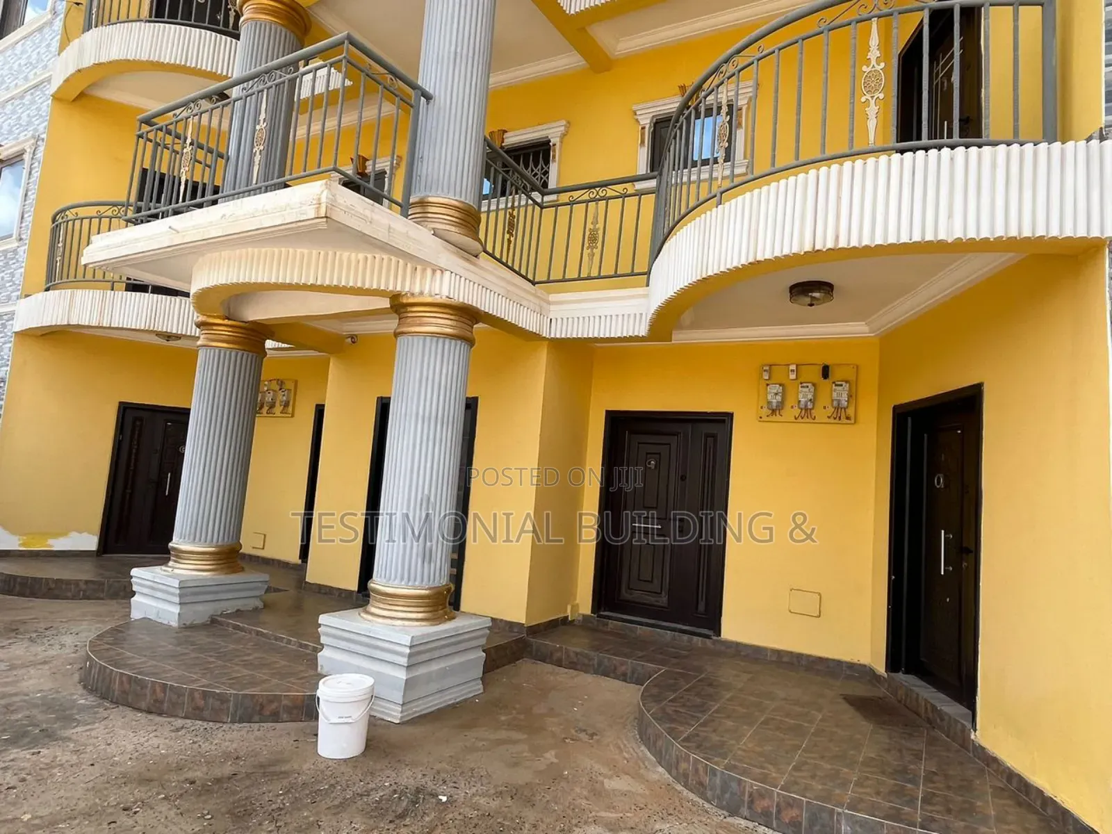 3bdrm Apartment in Testimonial Building, Frafraha for rent