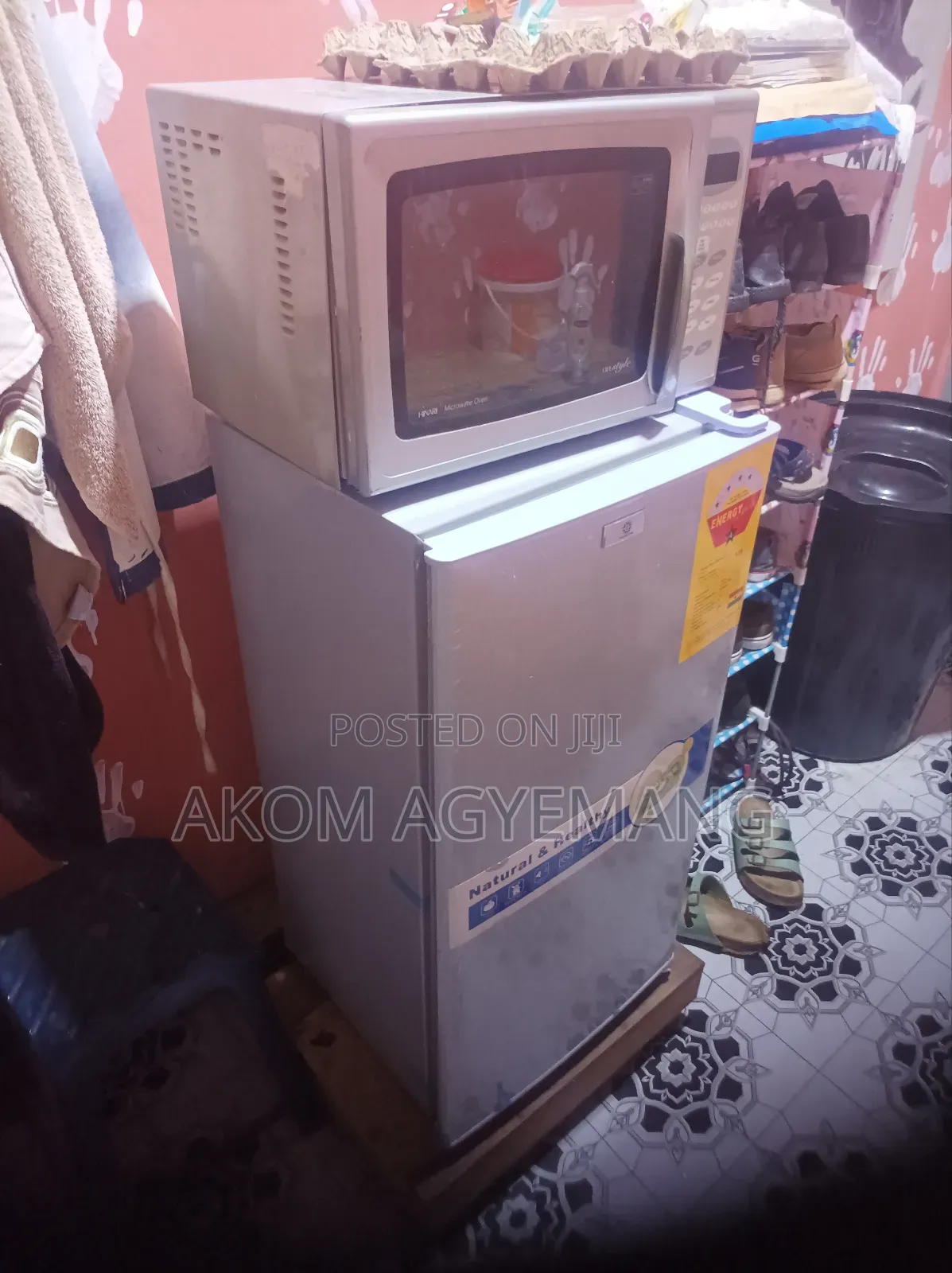 Single Door Table Top Fridge