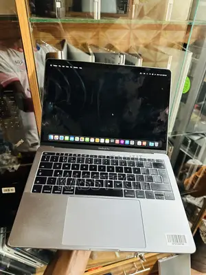 Laptop Apple MacBook Pro 8GB Intel Core I5 SSD 128GB