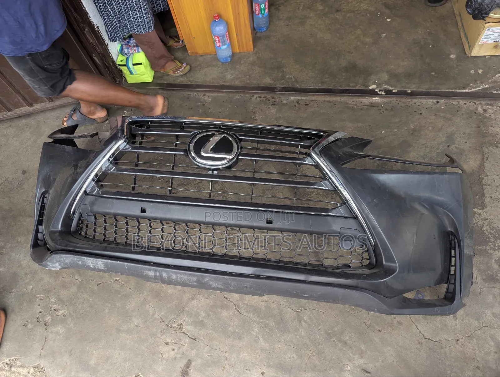 Lexus Nx300 2014,2015,2016,2017,2018 Complete Front Bumper