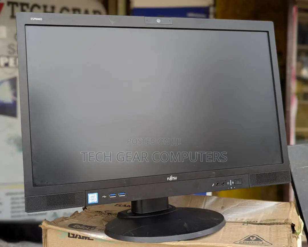 Desktop Computer Fujitsu Futro S940 8GB Intel Core I5 SSD 256GB