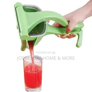 Handheld Juicer