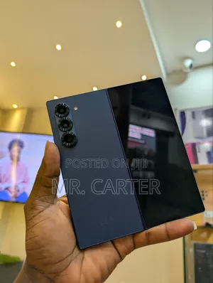 New Samsung Galaxy Z Fold6 256 GB Blue